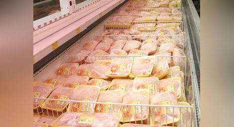 Пилешкото поскъпва в Русе, цената му в страната пада
