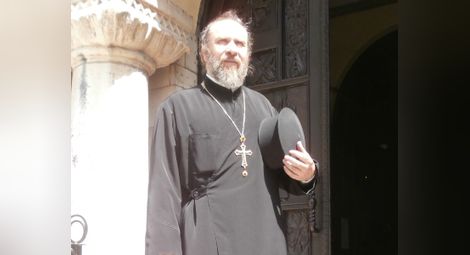 Пророчески сънища бележат съдбата на отец Марин Стоянов