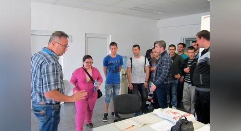 Студенти от Русенски Университет посетиха диспечерския център и подстанция на ЕНЕРГО-ПРО в Русе