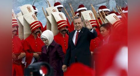 2 милиона турци празнуват падането на Константинопол