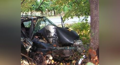Пиян шофьор уби приятел при тежка катастрофа край Варна