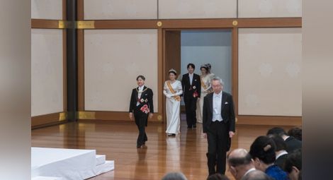 Новият император на Япония държа първа реч