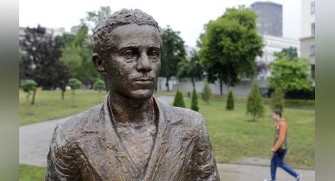 Сърбия откри паметник на атентатора, от чийто изстрел започна Първата световна война /видео/