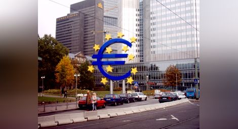 ЕЦБ ще помага на България заради гръцката криза