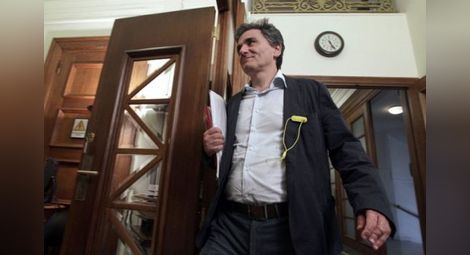 Reuters: Евклид Цакалотос сменя Варуфакис
