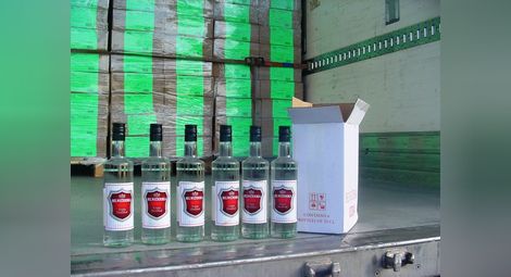 12 000 бутилки контрабандна водка за английския пазар задържани в района на Дунав мост 2