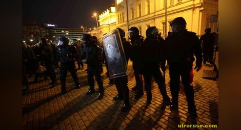 Полицаи биха протестиращи в София 