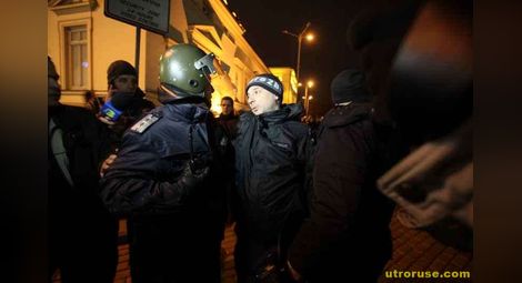 Полицаи биха протестиращи в София 