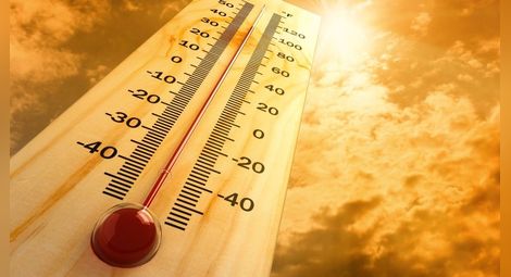 Опасно високи температури в 24 области