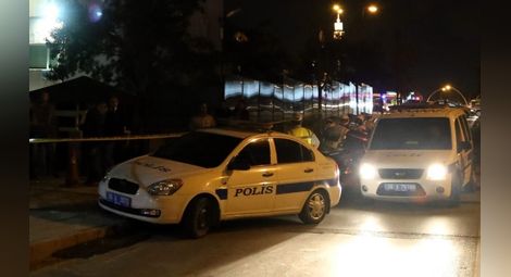 Двама полицаи бяха убити в домовете им в Югоизточна Турция