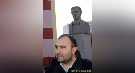 „Атака“ ще прави паметник на Левски на кръговото до полицията