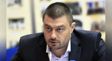 Предсрочни избори поиска Бареков