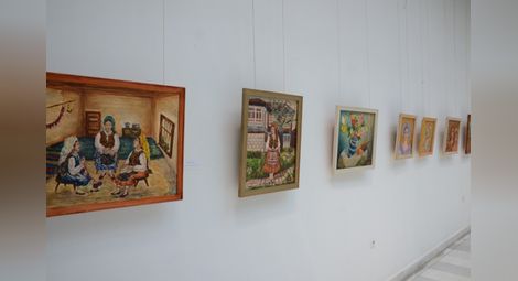 Самоука художничка откри първа русенска изложба