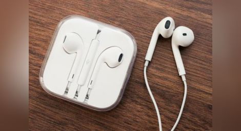 Apple патентова слушалки, които не падат от ушите