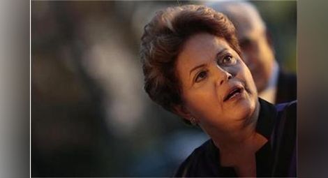 Близо 1 млн. бразилци поискаха оставката на Дилма Русеф