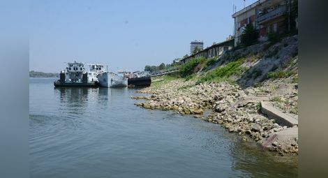 Нивото на Дунав пада под 30 сантиметра