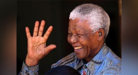 Арестуваха внук на Нелсън Мандела за изнасилване на 15-годишна
