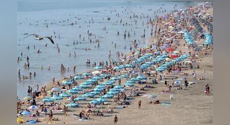 Правителството одобри концесионерите на 7 морски плажа