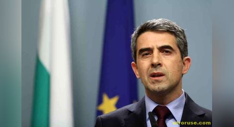 Плевнелиев информира председателя на ЕК Жозе Барозу за обстановката в България