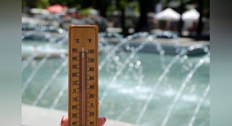Рекордна жега в Русе, живакът удари 35 градуса на сянка