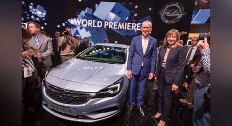 Вече 30 000 поръчки за новия Opel Astra на изложението във Франкфурт