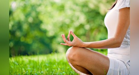 Практикуването на йога помага срещу артрита