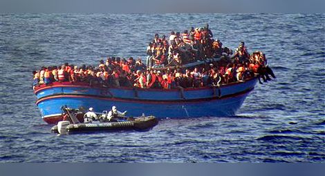 Бежанци си купиха яхта и са на остров Родос, други са задържани в таксита