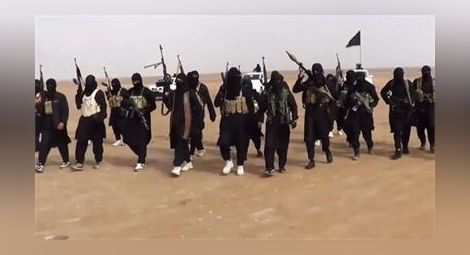 Терористи масово напускат "Ислямска държава", орязали им заплатите