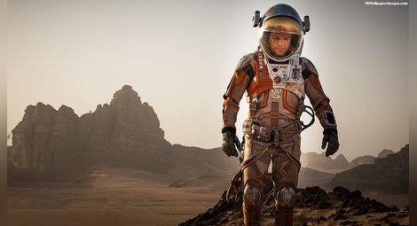 Мат Деймън е самотник на враждебна планета в “Марсианецът“