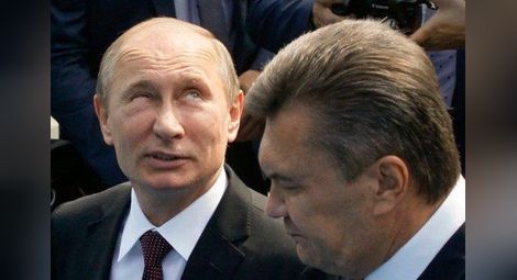 Москва спря парите за Виктор Янукович