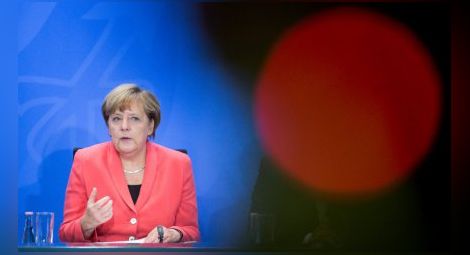 Меркел: В Сирия е нужна военна намеса