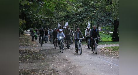 40 ентусиасти се включиха в есенното велошествие