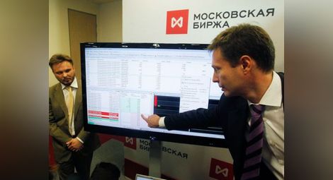 Валутният пазар в Москва преживя шок след съобщението за сваления самолет
