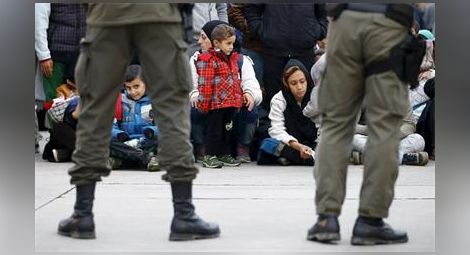 Граничната полиция е попречила на 13 групи нелегални мигранти да влязат в България