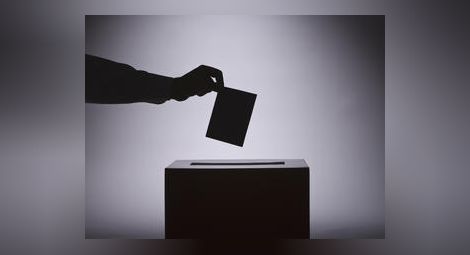 Афис: Избирателна активност за референдума след 10 ч. - 7,5 %, за местните избори - 9%