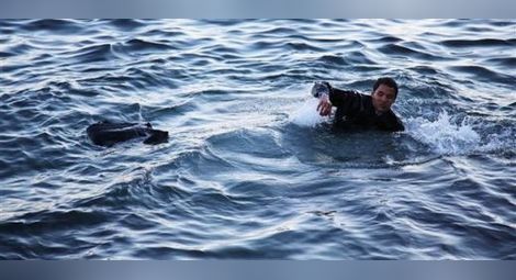 Нова трагедия край остров Лесбос: Удавиха се две деца и една жена