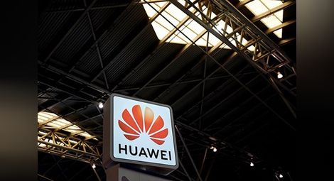 Основателят на "Хуавей": Ще протестирам, ако Китай наложи санкции на "Ейпъл"