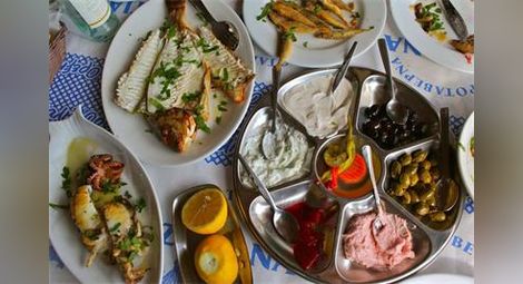 Диетолози: Яжте като гърците