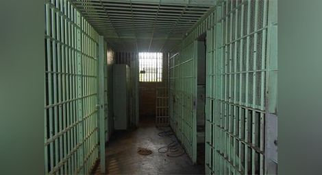 Десетки в Софийския затвор колабираха заради дизайнерска дрога