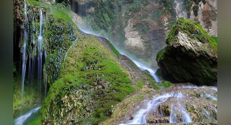 Известна е вече самоличността на затрупаните туристи в района на Крушунските водопади