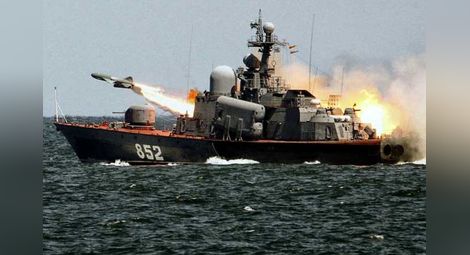 „Льо Монд”: Руски военни кораби удариха Рака от Средиземно море (ВИДЕО)