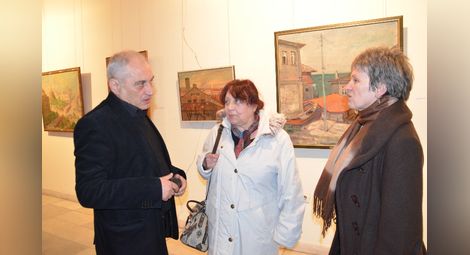 Пейзажи и портрети с дъх на липи на „Борисова“39