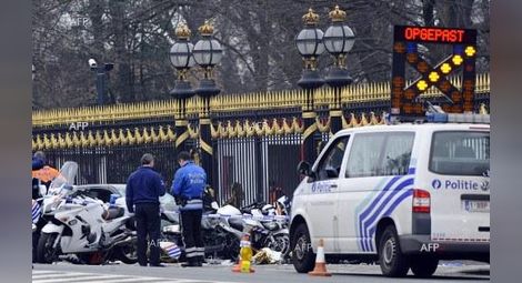 9 задържани след полицейски акции в Брюксел срещу съучастници на атентаторите от Париж