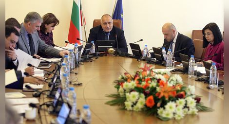 България се обяви за разум и спокойствие след свалянето на руския самолет