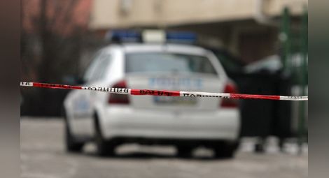 Откриха труп в локва кръв в центъра на Варна