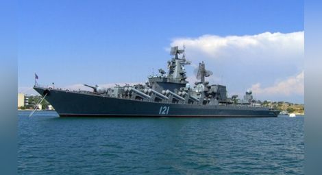 Край Босфора шум се вдига – бойни кораби на Русия и НАТО смутиха Истанбул