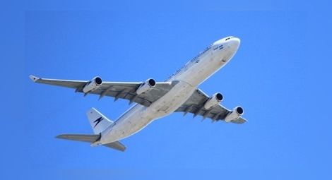Пътнически самолет от Берлин за Египет кацна извънредно в Будапеща заради бомбена заплаха