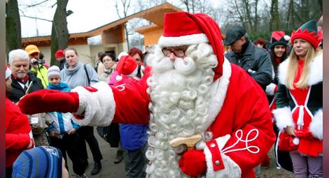 Дядо Коледа беше глобен от данъчните в Унгария