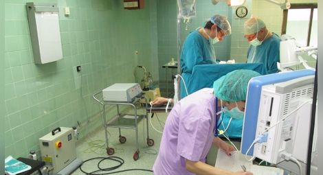 Уникална хирургическа операция в Бургас
