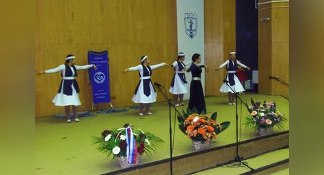 За 19-и път „Етническа хармония“ събира деца на коледен концерт